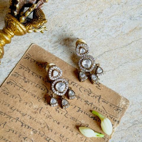 Rasika Earrings - Kesya Curates