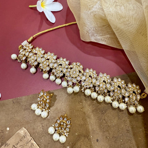 Mayur Choker and Earrings - Kesya Curates